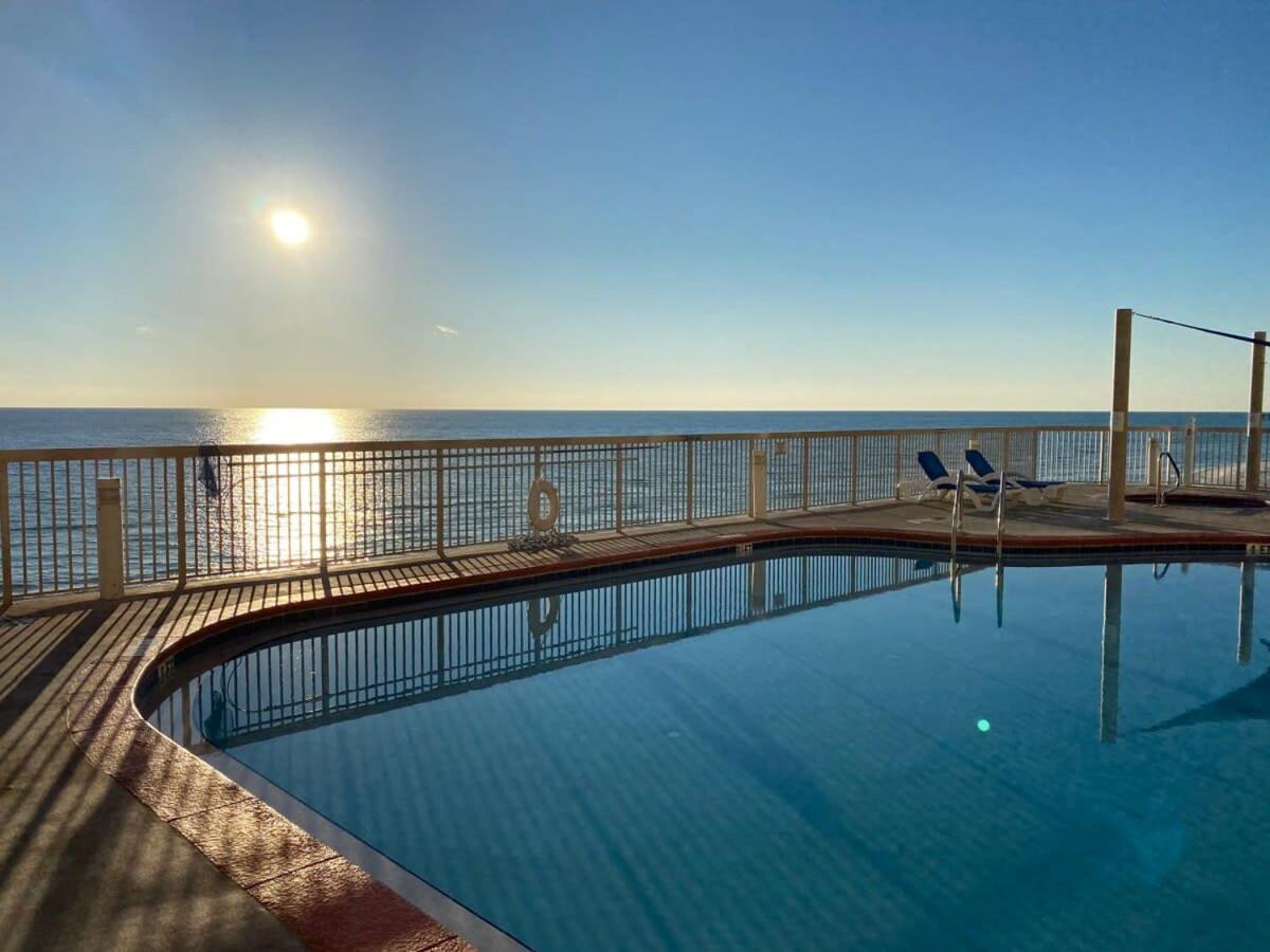 Brightly Furnished Beachfront Condominium By Brightwild Panama City Beach Exterior photo