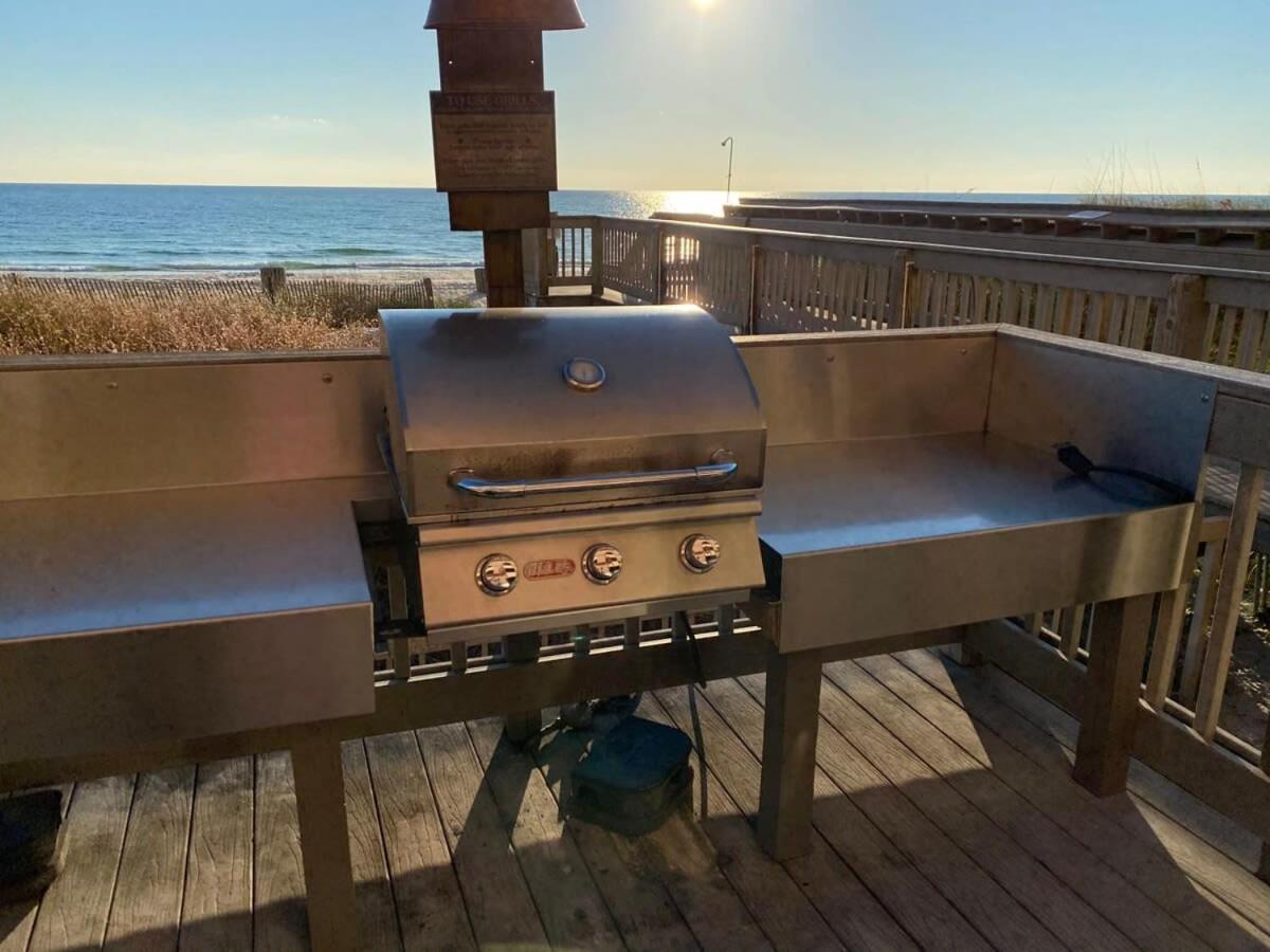 Brightly Furnished Beachfront Condominium By Brightwild Panama City Beach Exterior photo